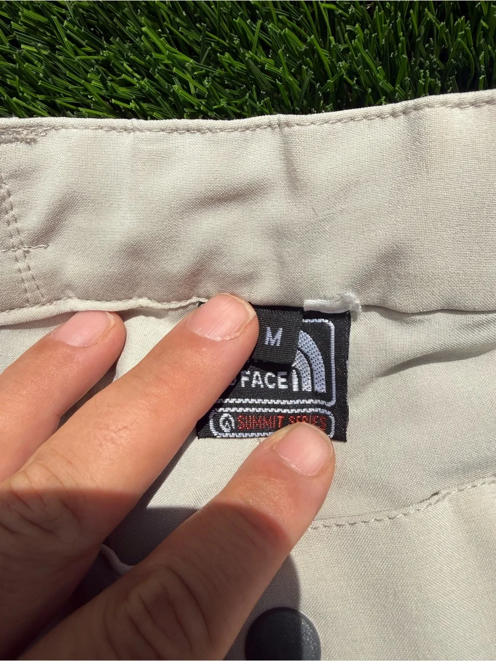 The North Face Summit Series Men’s Off-White hiking travel Shorts